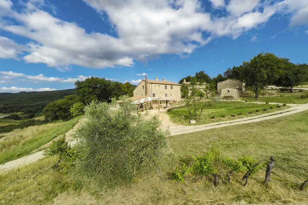 Agriturismo Le Canterie Radicondoli Exteriör bild
