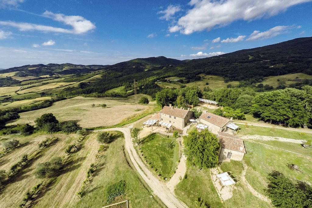 Agriturismo Le Canterie Radicondoli Exteriör bild