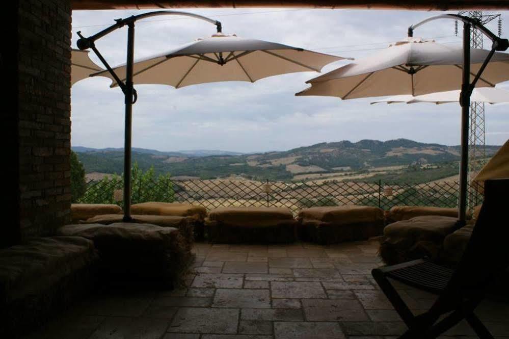 Agriturismo Le Canterie Radicondoli Exteriör bild